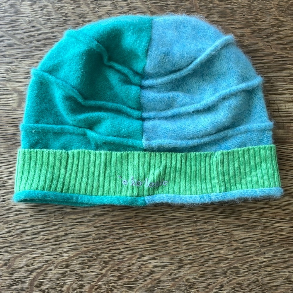 Recycled cashmere eko logic cap